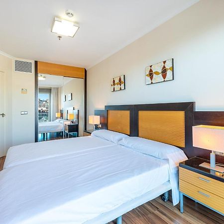 797 Holiday Rentals - Arcosur1- Moderno Apartamento Con Terraza Y Vistas Benalmádena Kültér fotó