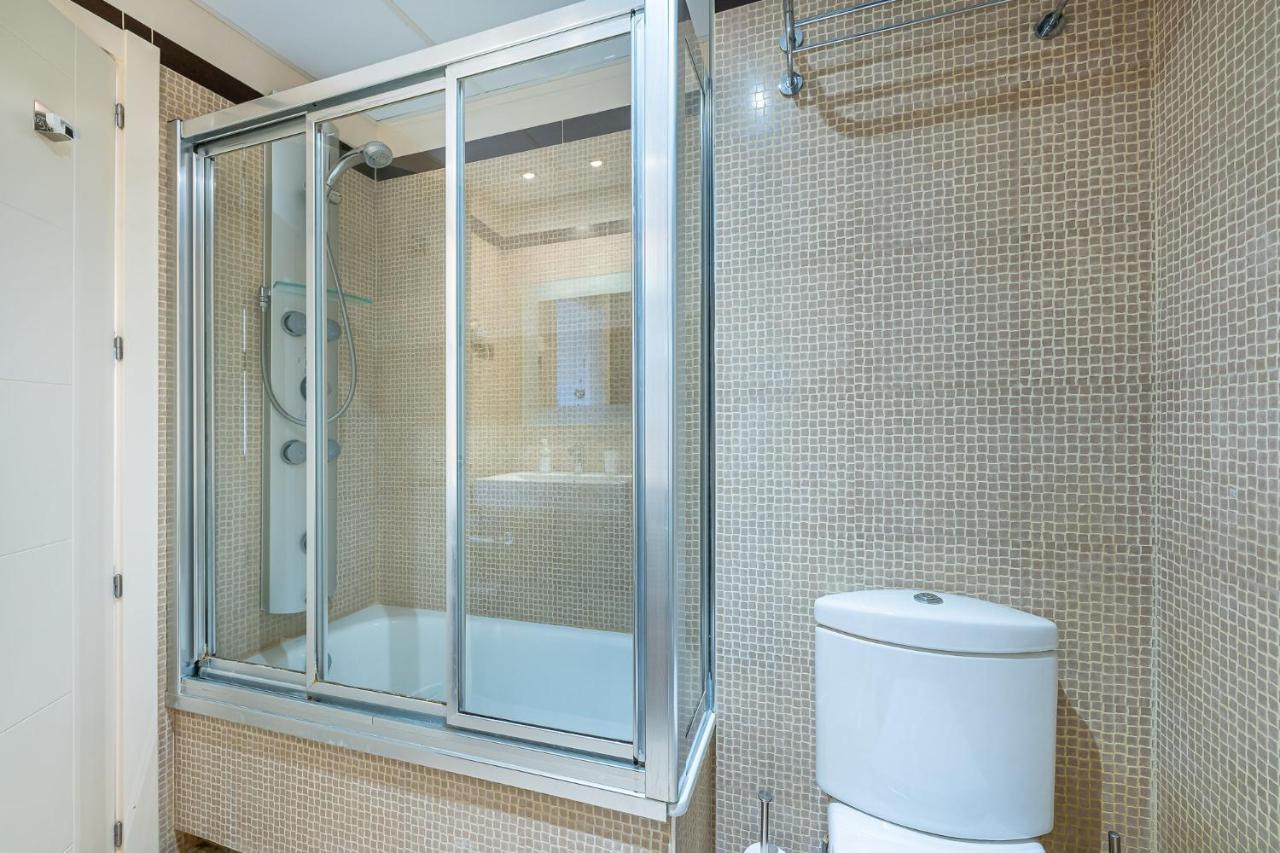 797 Holiday Rentals - Arcosur1- Moderno Apartamento Con Terraza Y Vistas Benalmádena Kültér fotó